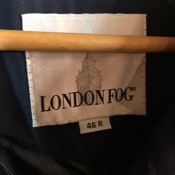EUC Men’s London Fog Raincoat - Picture 3 of 8